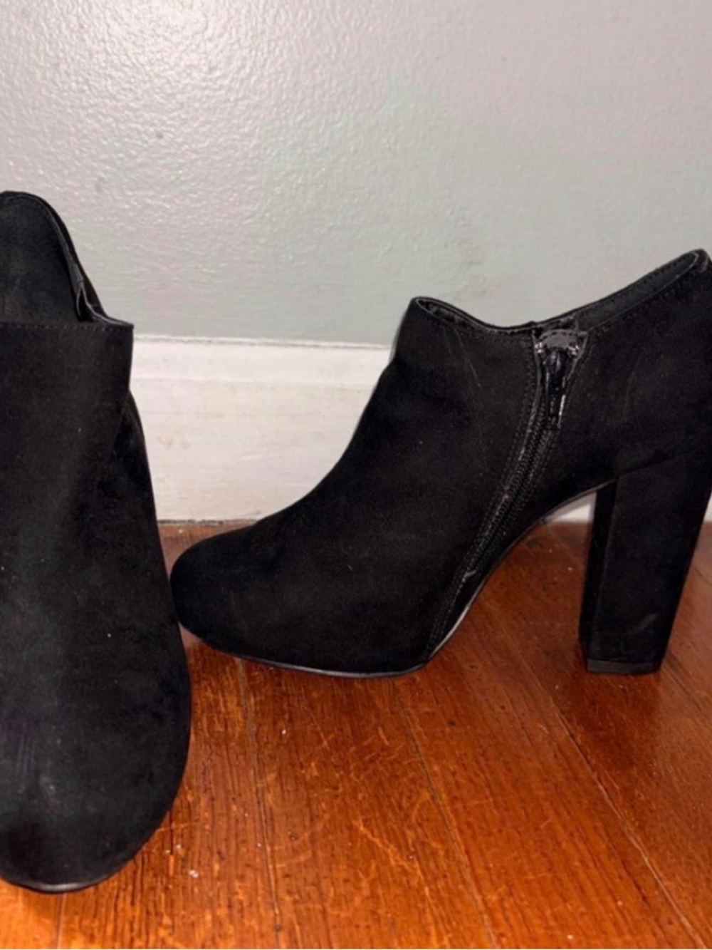Nine West Black Suede Block Heel Ankle Booties
